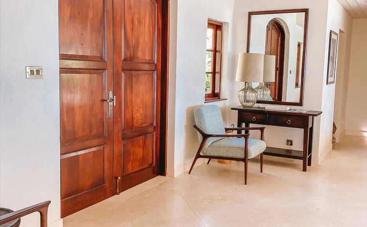 Villa One - Room Detail